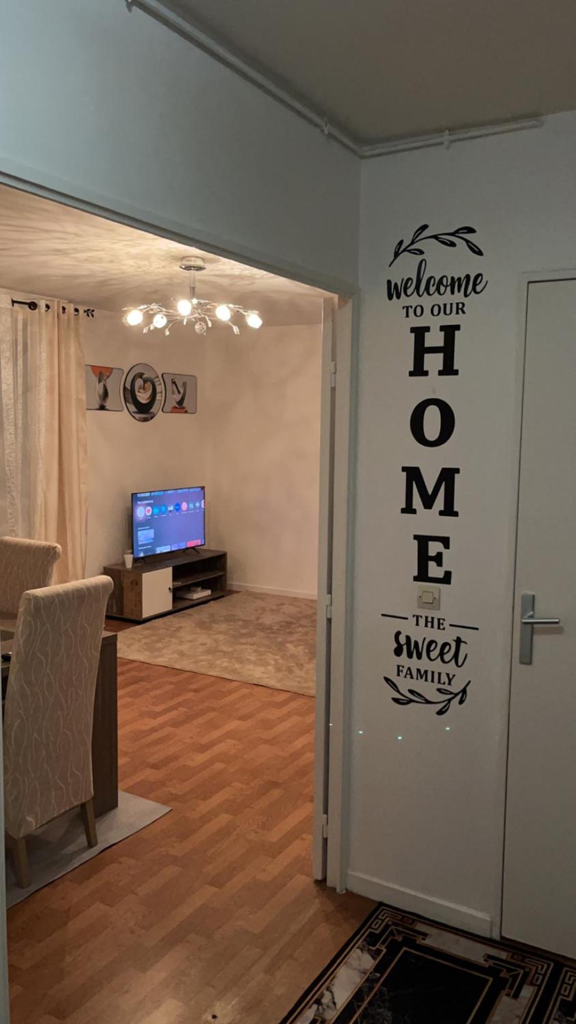 Appartement 2 Chambres Et Salon Proche Paris 塞夫尔 外观 照片