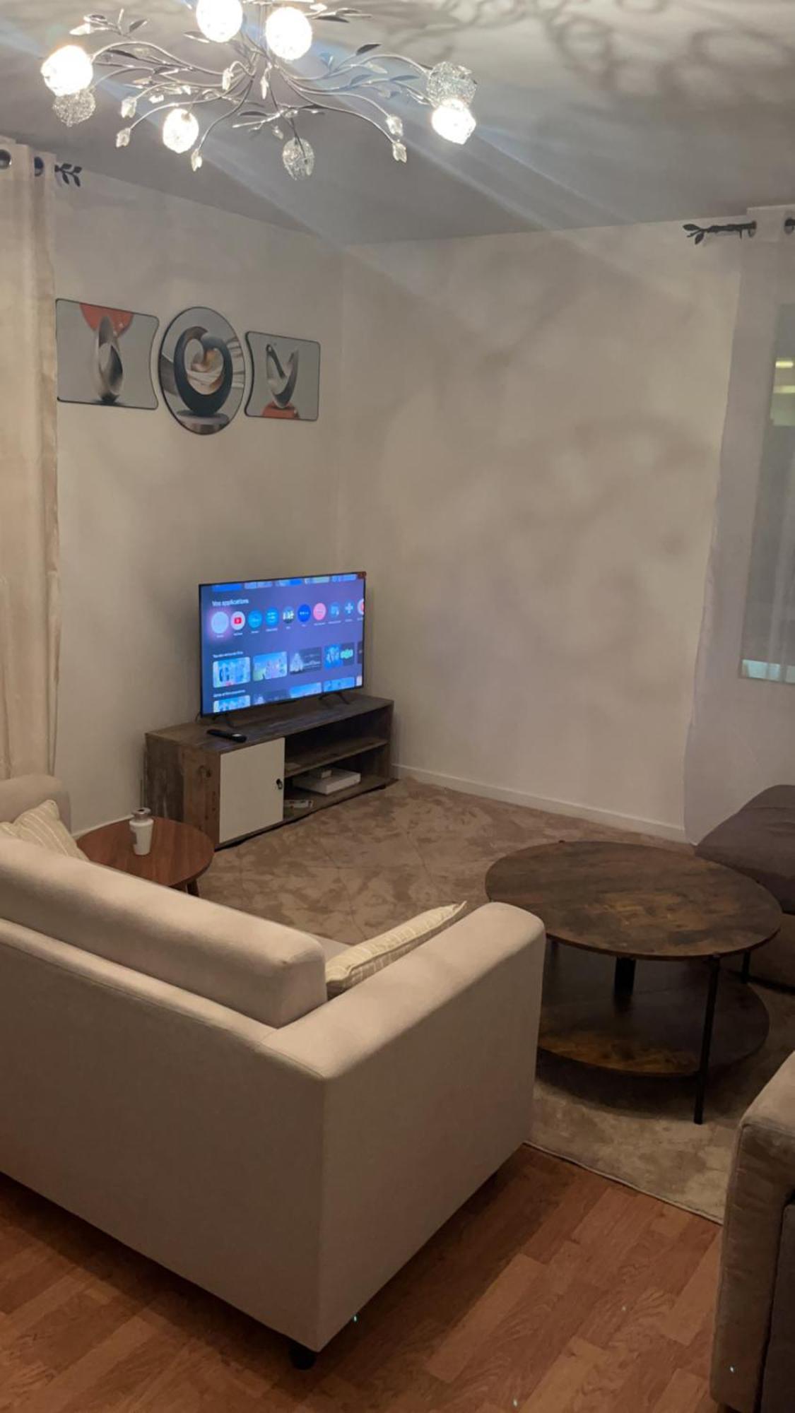 Appartement 2 Chambres Et Salon Proche Paris 塞夫尔 外观 照片